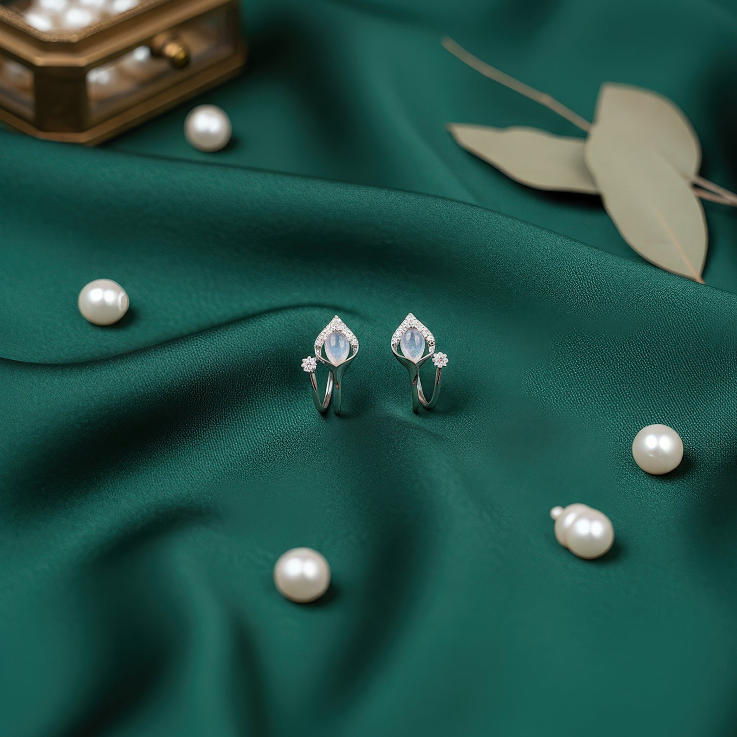 Silver Tulip