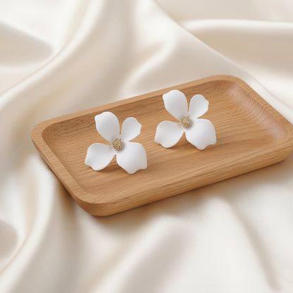 Daisy Studs