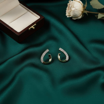 Glimmering Arc Studs