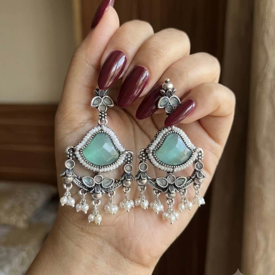 Elara Earrings (Pastel Green)